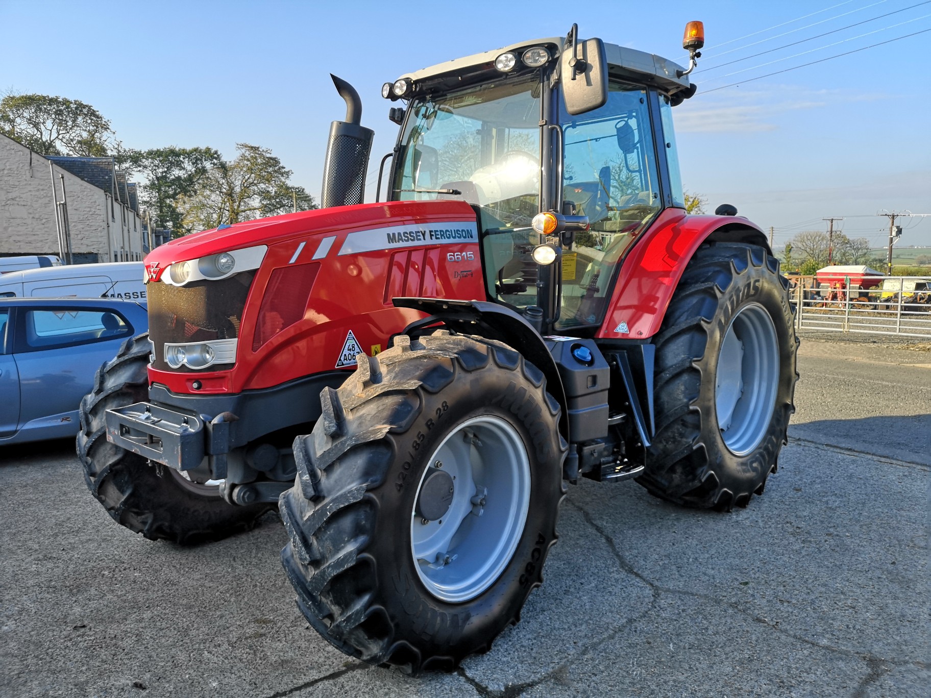New 3D Series John Deere Compact Tractors - TractorByNet